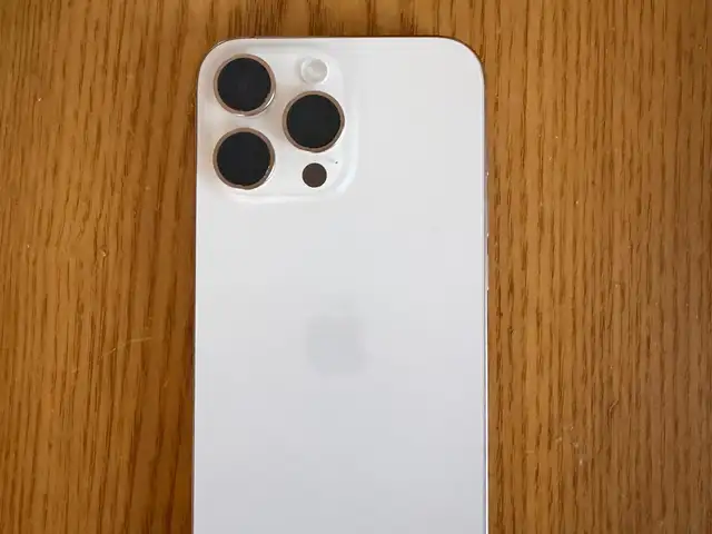 Apple iPhone 16 Pro Max, 256 gb, Улаанбаатар — Баянгол — Төмөр зам