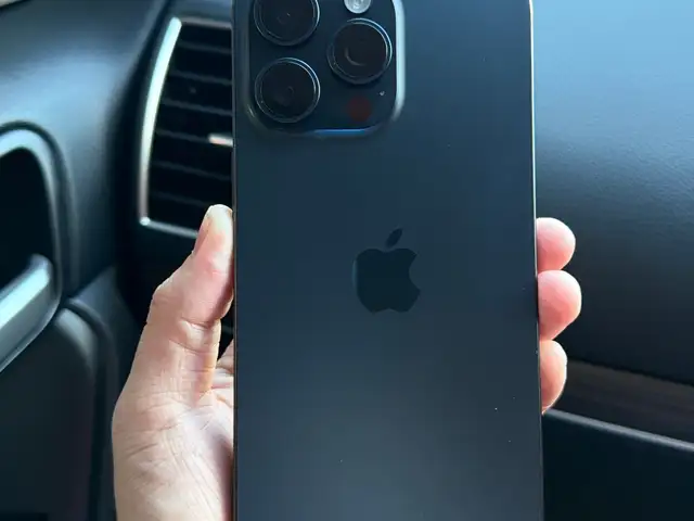 Apple iPhone 15 Pro Max, 256 gb, Blue Titanium, Улаанбаатар — Баянгол — 12-р хороо