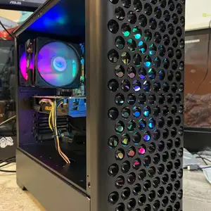 Coolermaster shilen case used, Улаанбаатар — Баянзүрх — 16-р хороолол