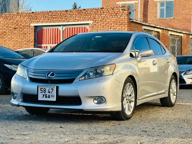 Lexus HS