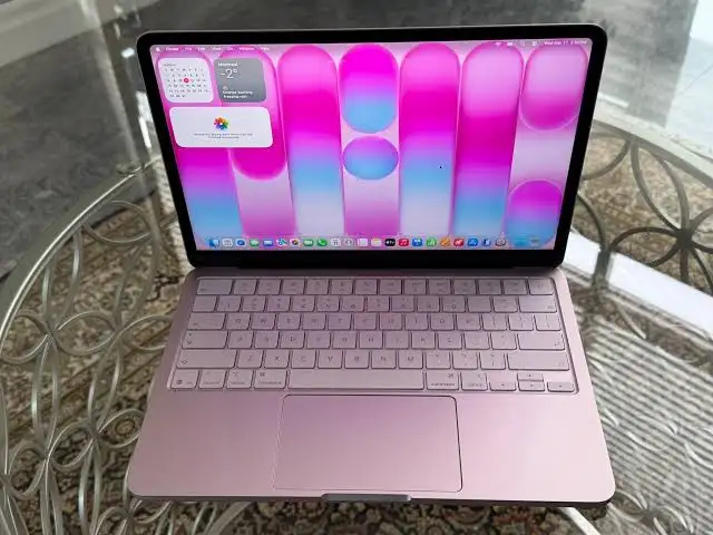 Apple 13", Apple M3, 8 GB RAM, 256 GB, Улаанбаатар — Баянзүрх — Натур худалдааны төв