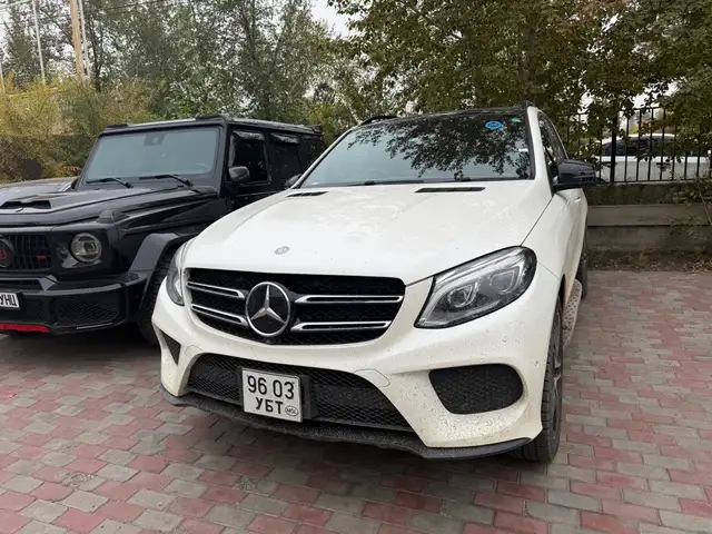 Mercedes-Benz GL-Class