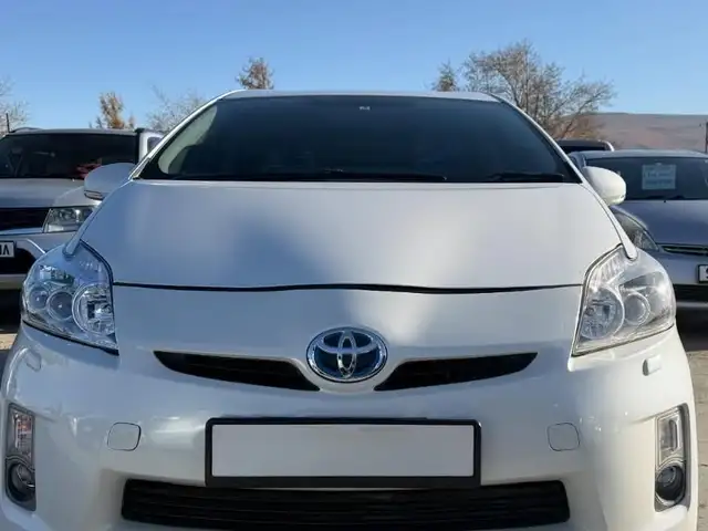 Toyota Prius 30