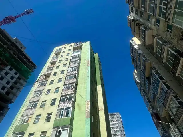 БГД 32-р хороо 3 өрөө 52мкв, Улаанбаатар — Баянгол — 32-р хороо