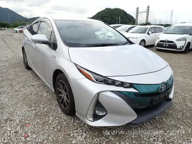Toyota Prius PRIME 52