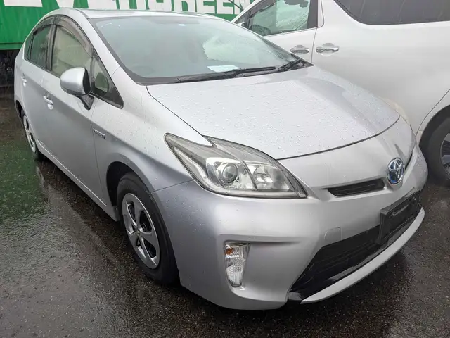 Toyota Prius 30