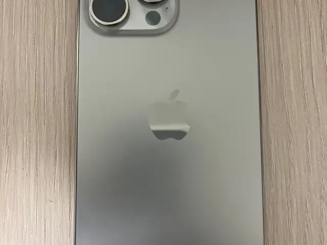 Apple iPhone 15 Pro Max, 128 gb, Natural Titanium, Улаанбаатар — Сүхбаатар — 1-р хороо