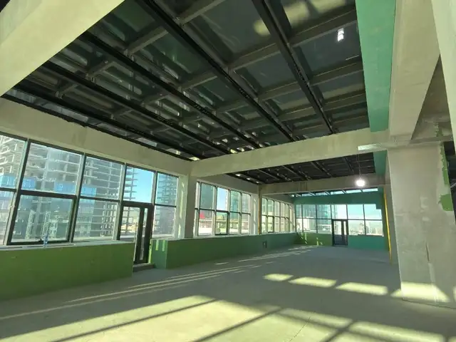 Циркийн урд 456.5 м² бүтэн давхар талбай, Улаанбаатар — Сүхбаатар — 3-р хороо