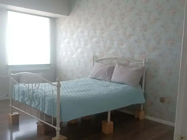 Хотын төвд цирк урд усны 3-р байр 85мкв 3 өрөө, Улаанбаатар — Сүхбаатар — 3-р хороо