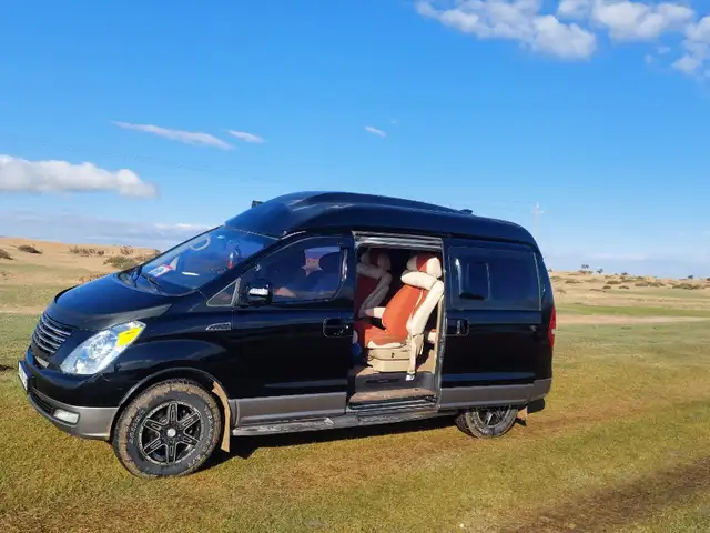 Hyundai Starex