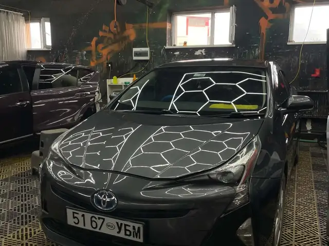 Toyota Prius 50