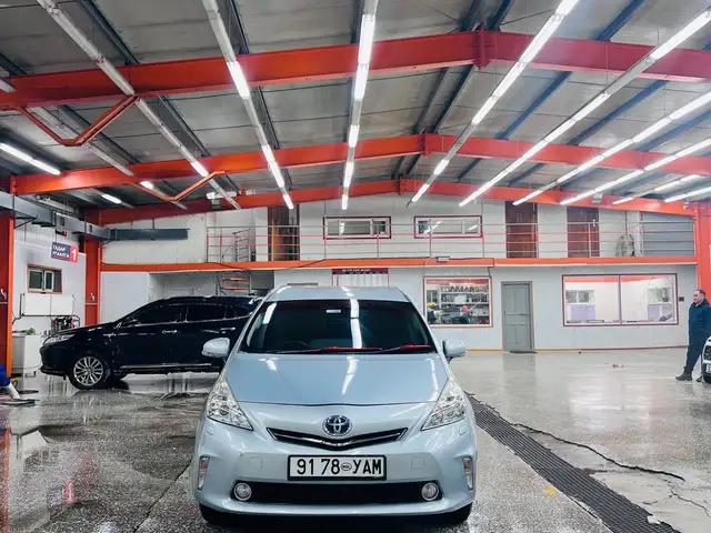 Toyota Prius 40