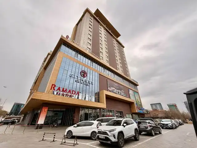 Maxmall худалдааны төвд 77.8мкв талбай, Улаанбаатар — Баянгол — 16-р хороо