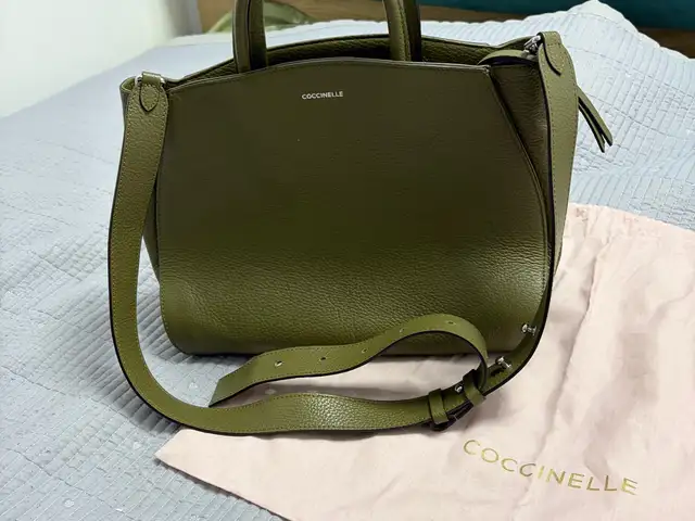 Coccinelle арьсан итали цүнх, Улаанбаатар — Баянзүрх — 26-р хороо