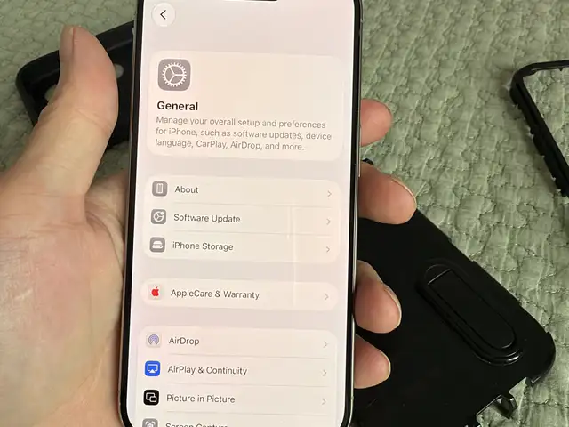 Apple iPhone 15 Pro, 256 gb, Natural Titanium, Улаанбаатар — Хан-Уул — 19-р хороолол