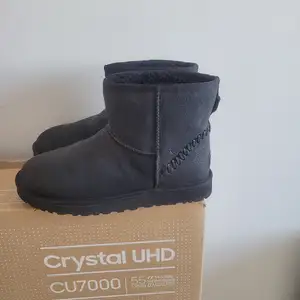 Ugg, Улаанбаатар — Баянзүрх — 42-р хороо