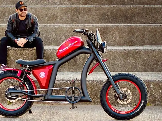 Mangosteek chopper загварын цахилгаан мото, Улаанбаатар — Баянзүрх — Натур худалдааны төв