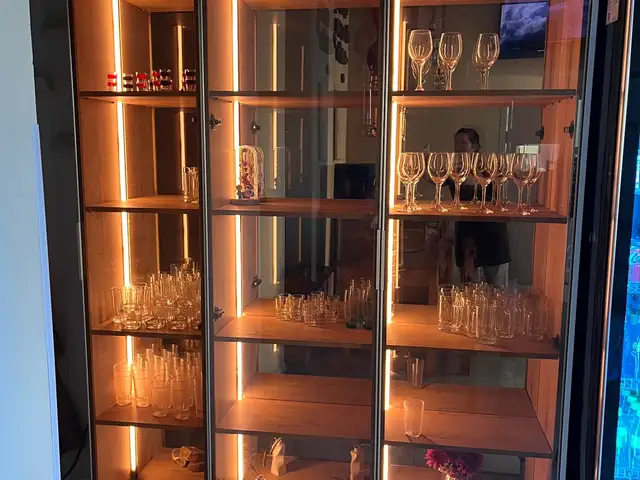 Wine stakanii 2 haalgatai shuugee, Улаанбаатар — Баянзүрх — Улаанхуаран