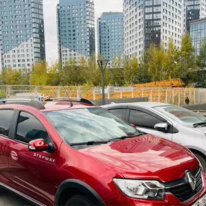 Renault Бусад