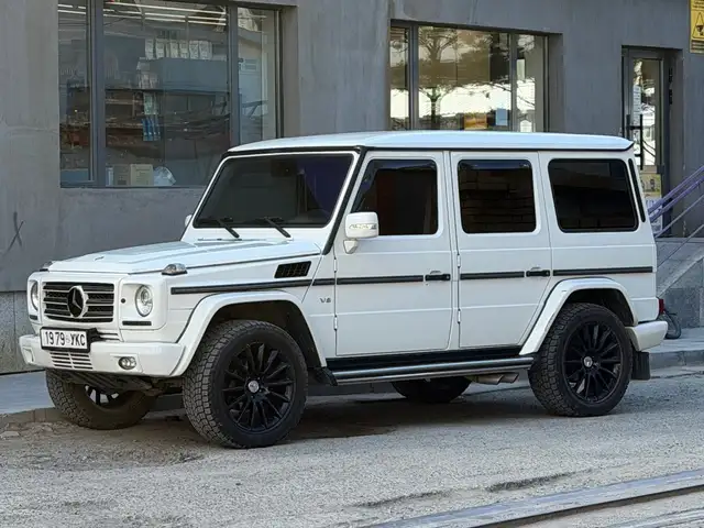 Mercedes-Benz G-Class