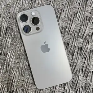 Apple iPhone 15 Pro, 256 gb, Natural Titanium, Улаанбаатар — Баянзүрх — Натур худалдааны төв