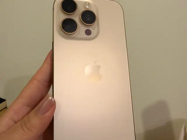 Apple iphone 16 Pro, 128 gb, Улаанбаатар — Баянзүрх — 13-р хороолол