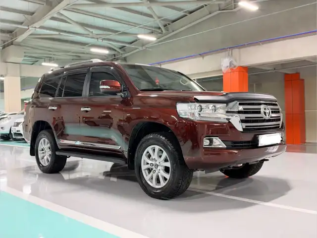 Toyota Land Cruiser 200