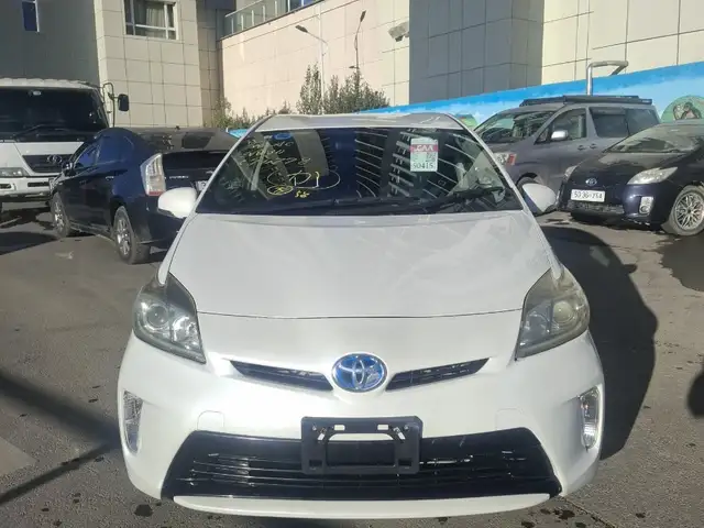 Toyota Prius 30