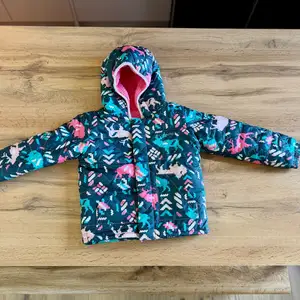 Columbia kids kurtik, Орхон