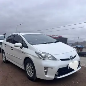 Toyota Prius 30
