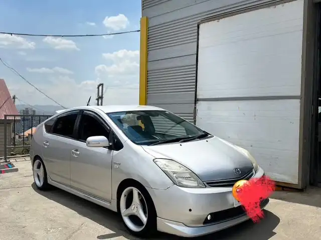 Toyota Prius 20
