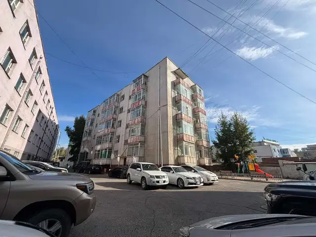 Чингэлтэй дүүрэг 2-р хороо амжилт кибер сургуулийн хажууд 17а байранд 3 өрөө 60мкв, Улаанбаатар — Чингэлтэй — 2-р хороо