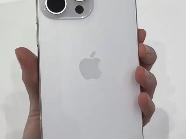 Apple iPhone 15 Pro Max, 256 gb, White Titanium, Улаанбаатар — Сонгинохайрхан — 1-р хороолол