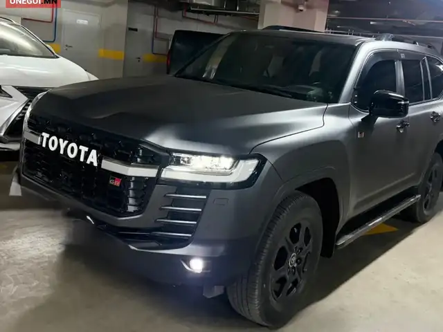 Toyota Land Cruiser 300