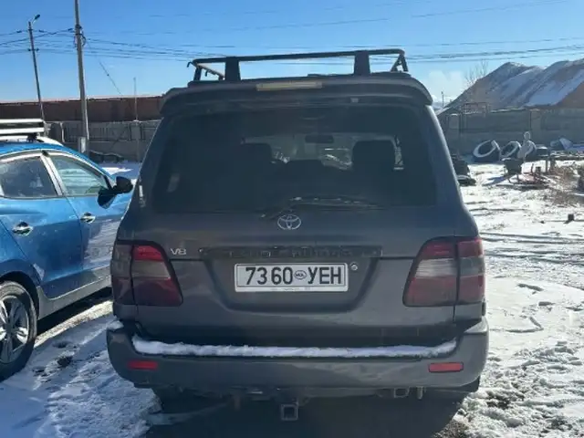 Toyota Land Cruiser 100