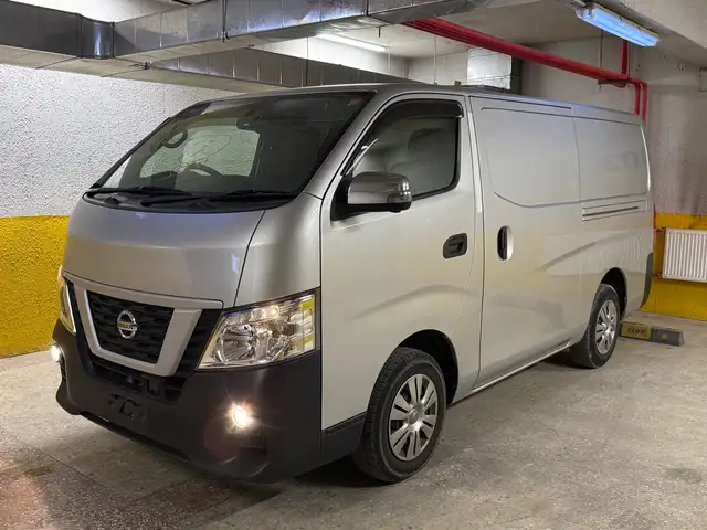 Nissan Caravan
