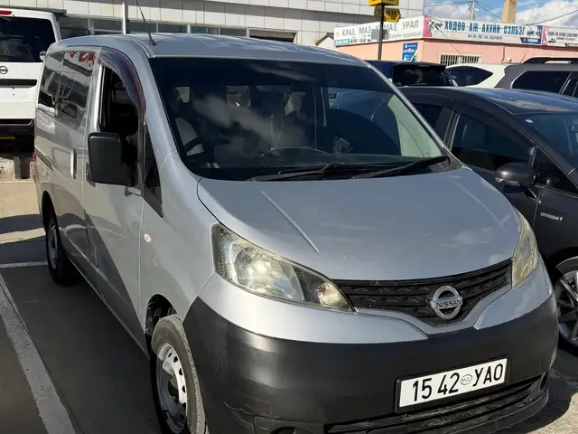 Nissan NV200