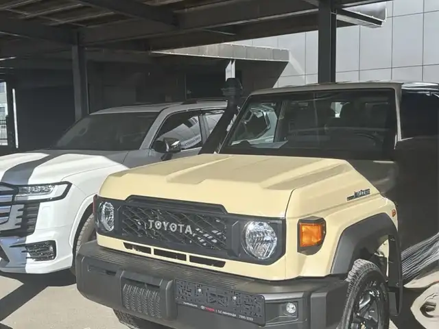 Toyota Land Cruiser 70