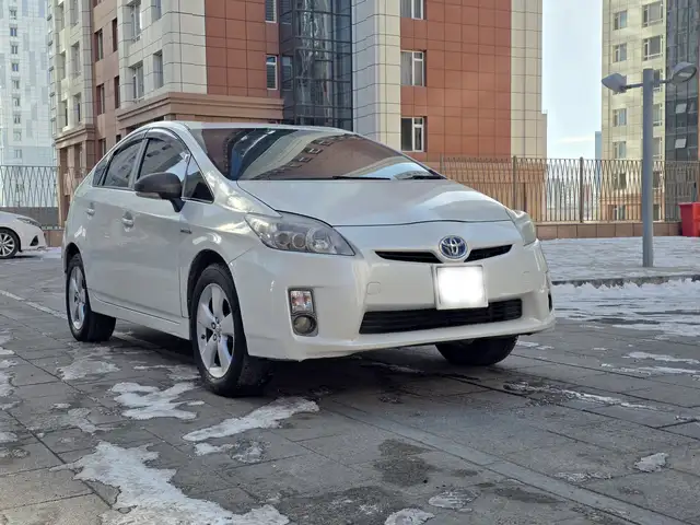 Toyota Prius 30