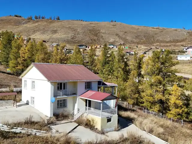 Чд, 24-р хороо, шадивлан зуслан, ой модны захад 4 улирлын хаус 1700мкв, Улаанбаатар — Чингэлтэй — 24-р хороо