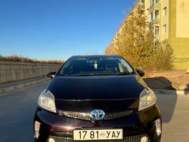 Toyota Prius 30