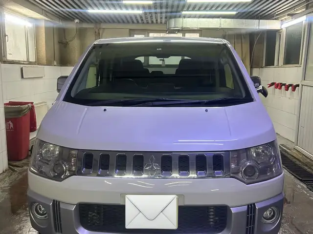 Mitsubishi Delica