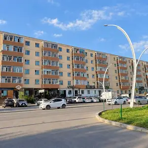 Дарханд 321-р байранд 3 өрөө 99 мк тохижилттой байр, Дархан-Уул