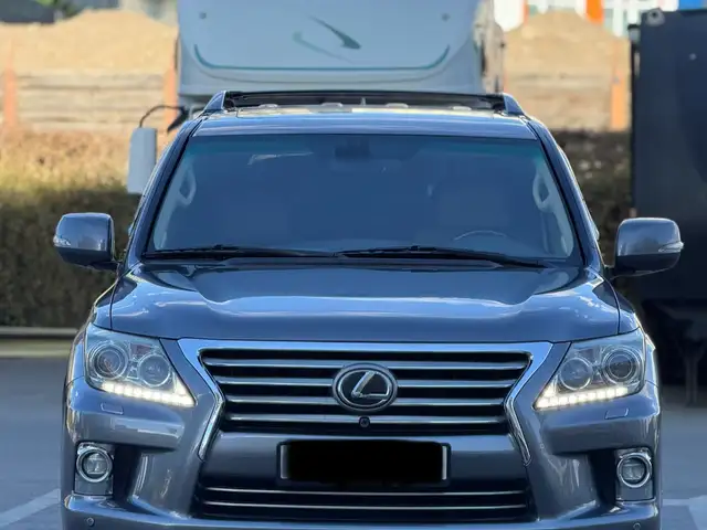 Lexus LX 570