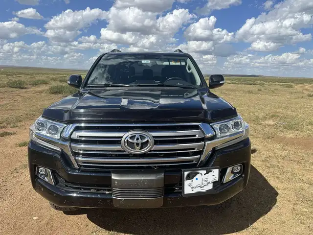 Toyota Land Cruiser 200