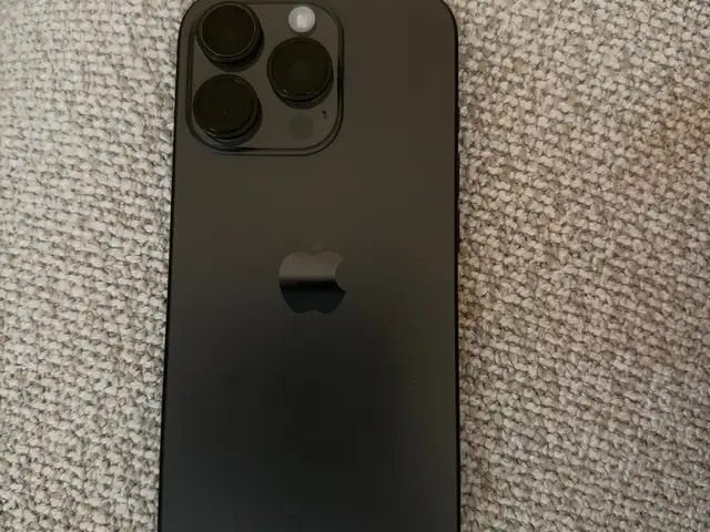 Iphone 16 pro, Улаанбаатар — Хан-Уул — Зайсан