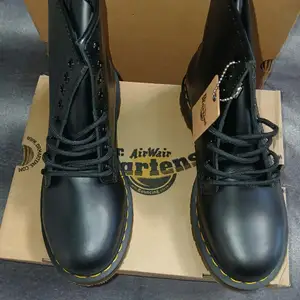 Dr.martens, Улаанбаатар — Баянзүрх — 30-р хороо