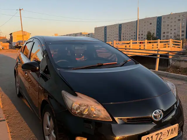Toyota Prius 30