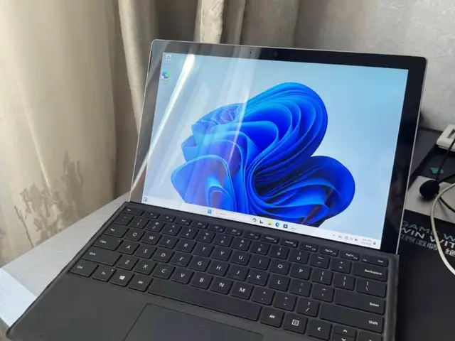 Microsoft Surface 13", Intel Core i5, 8 GB RAM, 128 GB, Улаанбаатар — Баянзүрх — Баянмонгол хороолол