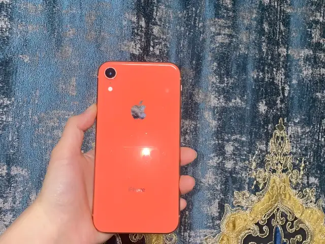 Apple iPhone Xr, 64 gb, Coral, Улаанбаатар — Сонгинохайрхан — Ханын материал